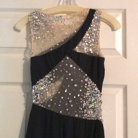Black jersey prom dress - Picture 3 of 4